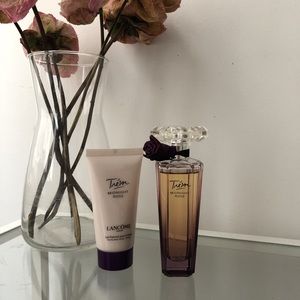 SOLD Lancôme trésor midnight rose travel set